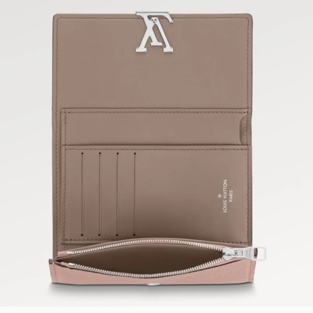 Louis Vuitton Capucines Compact Wallet